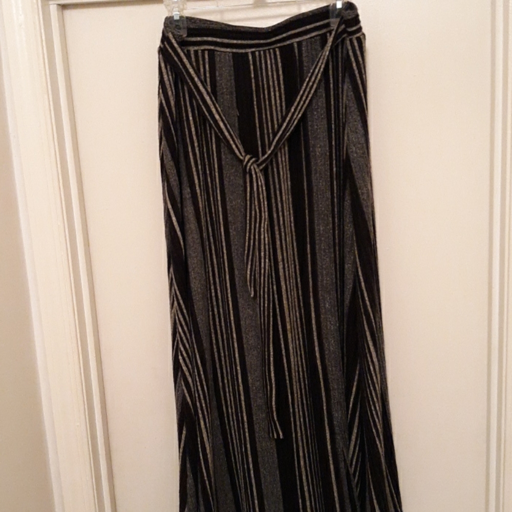 NWT Cato's skirt